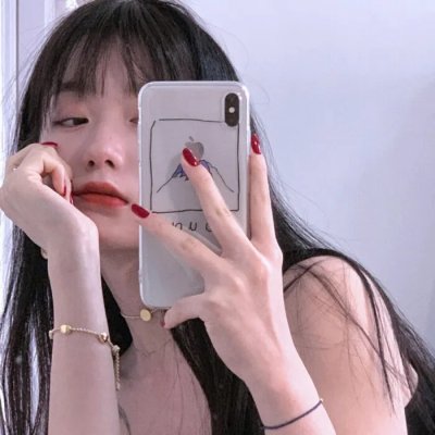 幽灵与未亡人