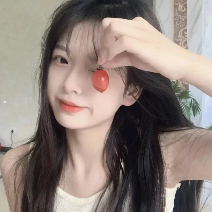 这名男子，捡到了人鱼。
